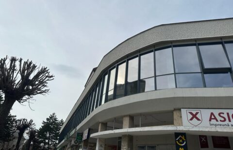 De inchiriat spatiu comercial 650mp Ultracentral Suceava.